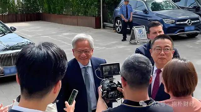 xm外汇交易平台武夷山政府公园发现3个大型真菌新物种